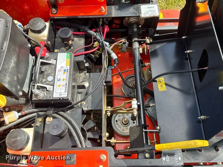 image for item EQ1262 Ariens Zoom 42 XL ZTR lawn mower