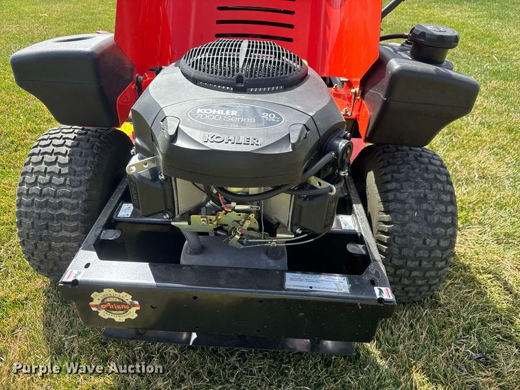 image for item EQ1262 Ariens Zoom 42 XL ZTR lawn mower