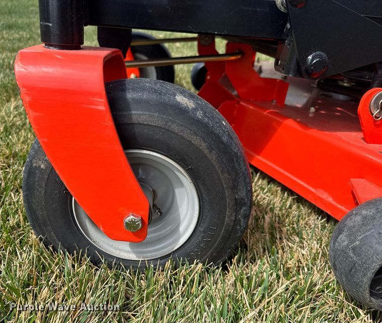 image for item EQ1262 Ariens Zoom 42 XL ZTR lawn mower