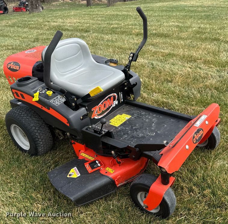 image for item EQ1263 Ariens Zoom 34 ZTR lawn mower