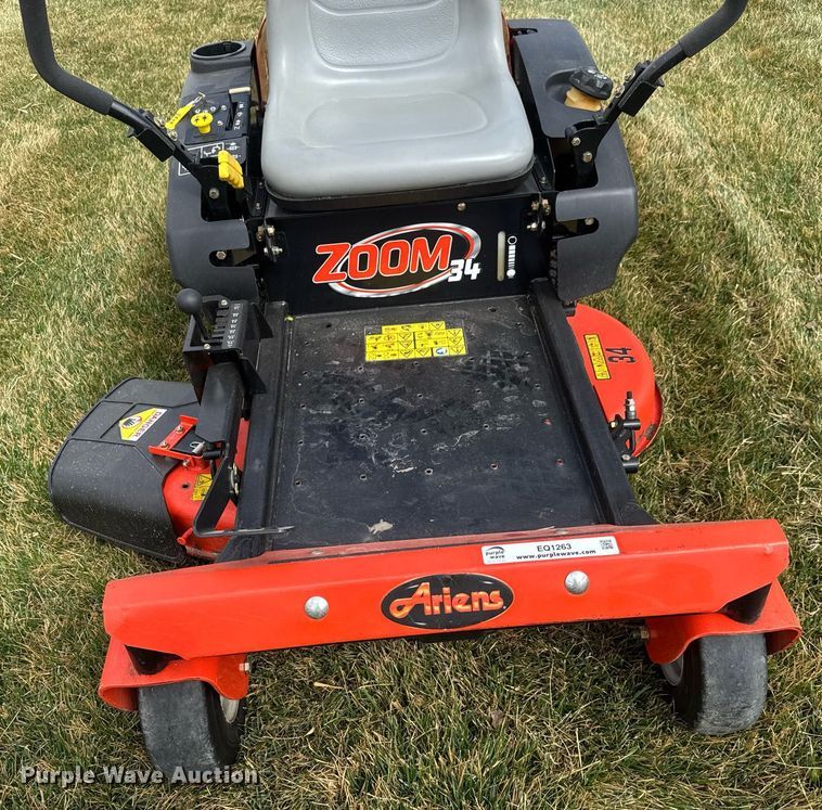 image for item EQ1263 Ariens Zoom 34 ZTR lawn mower