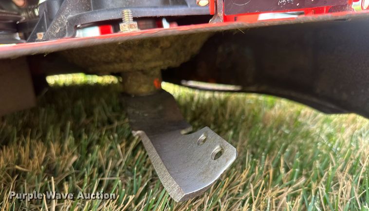 image for item EQ1263 Ariens Zoom 34 ZTR lawn mower