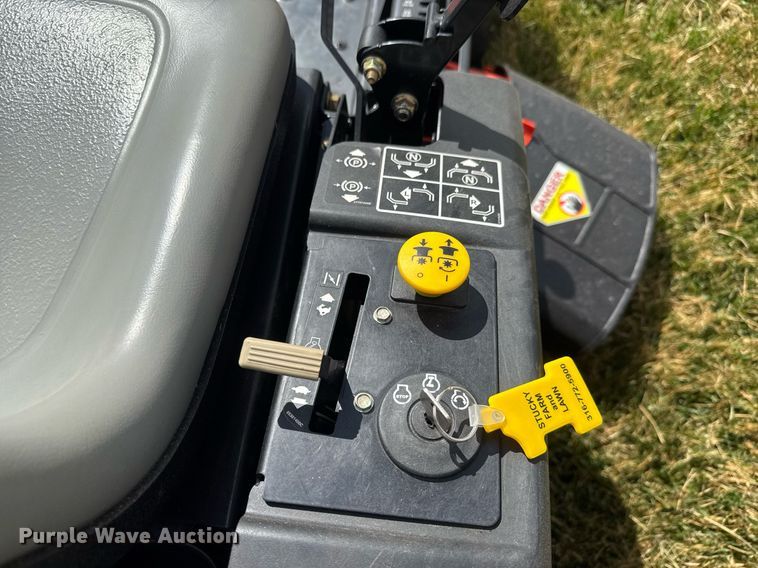 image for item EQ1263 Ariens Zoom 34 ZTR lawn mower