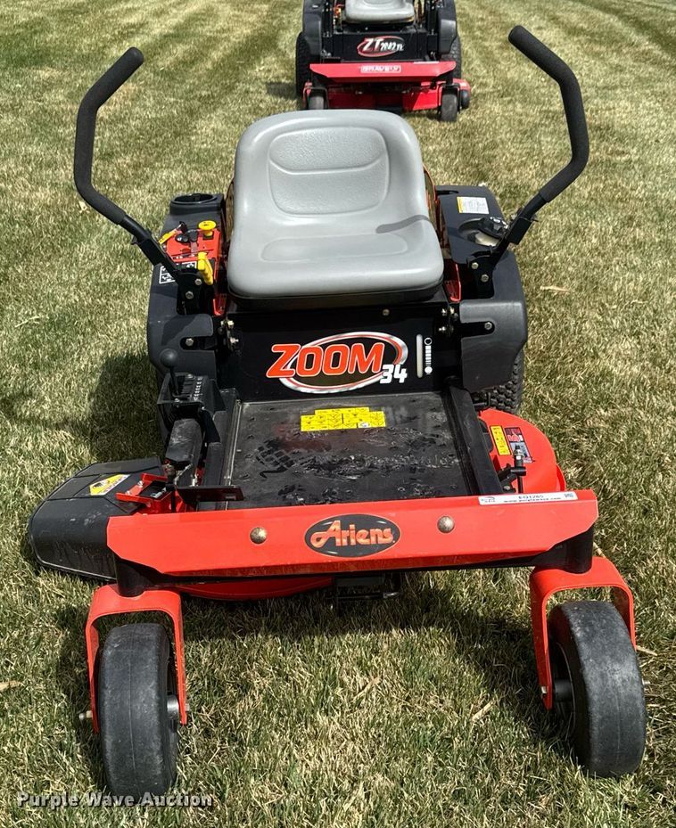 image for item EQ1265 Ariens Zoom 34 ZTR lawn mower