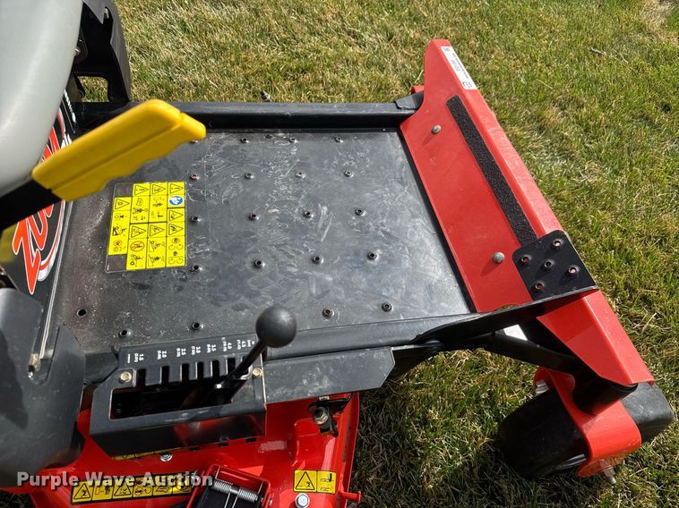 image for item EQ1265 Ariens Zoom 34 ZTR lawn mower