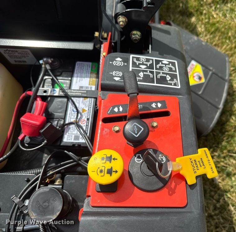 image for item EQ1265 Ariens Zoom 34 ZTR lawn mower