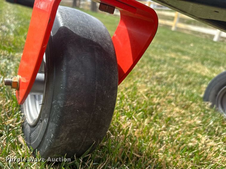 image for item EQ1265 Ariens Zoom 34 ZTR lawn mower