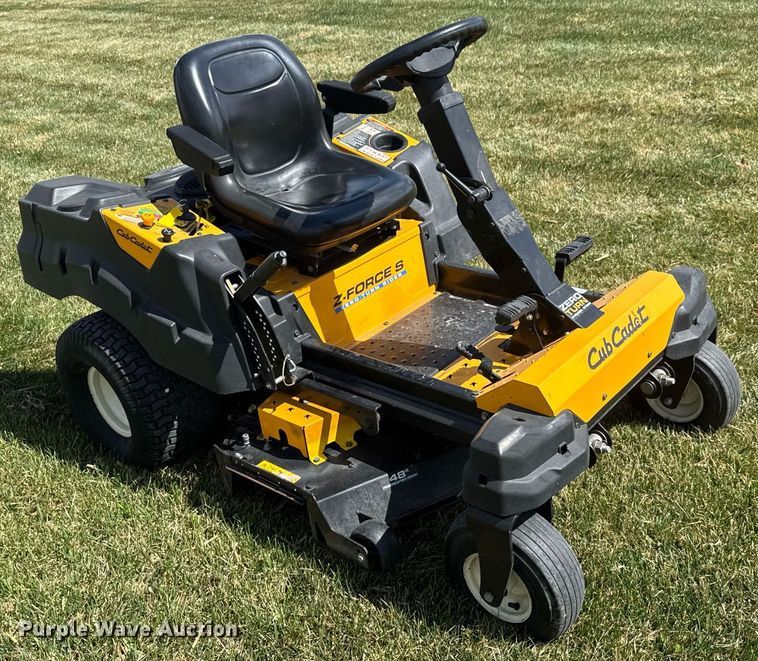 image for item EQ1266 2015 Cub Cadet Z-Force S ZTR lawn mower
