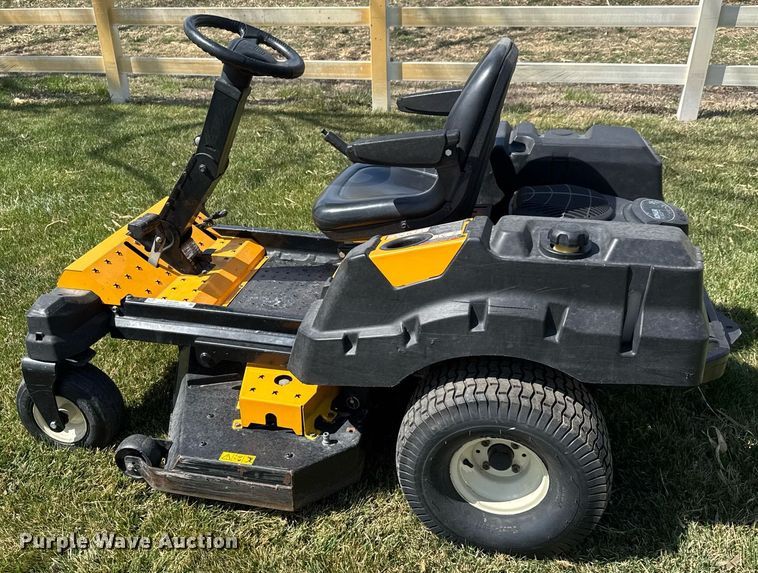 image for item EQ1266 2015 Cub Cadet Z-Force S ZTR lawn mower