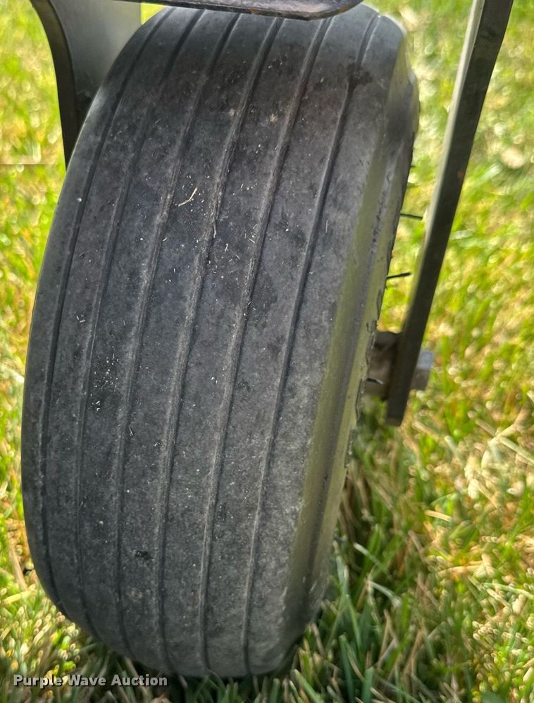 image for item EQ1266 2015 Cub Cadet Z-Force S ZTR lawn mower