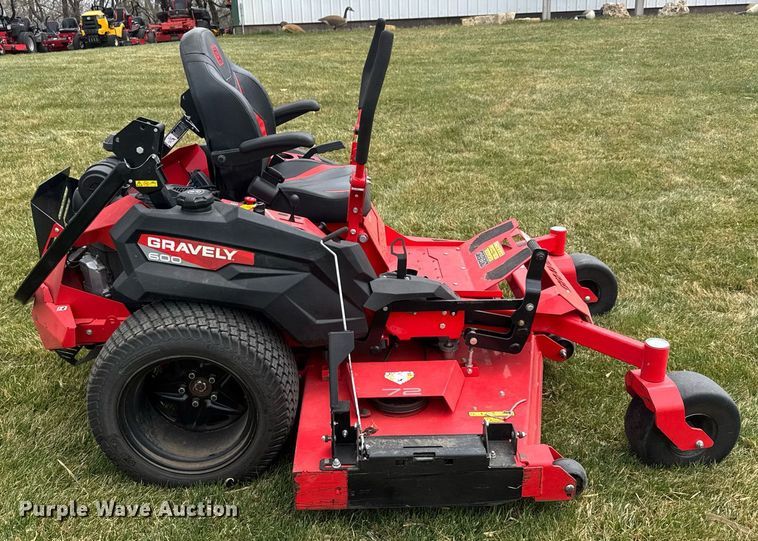 image for item EQ1268 Gravely Pro-Turn 672 ZTR lawn mower