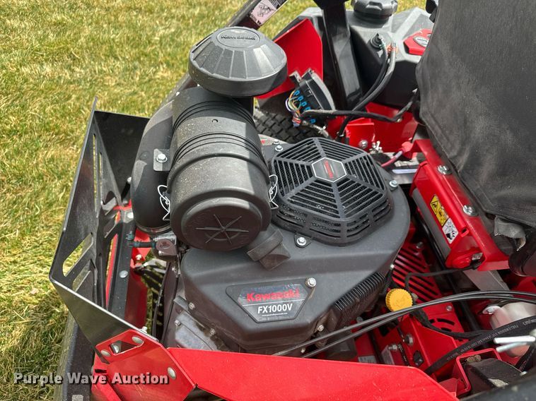 image for item EQ1268 Gravely Pro-Turn 672 ZTR lawn mower