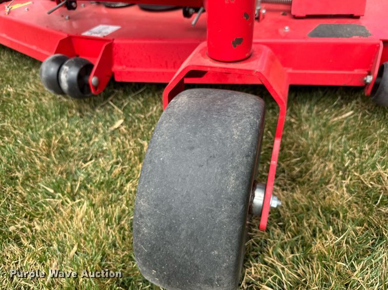 image for item EQ1268 Gravely Pro-Turn 672 ZTR lawn mower