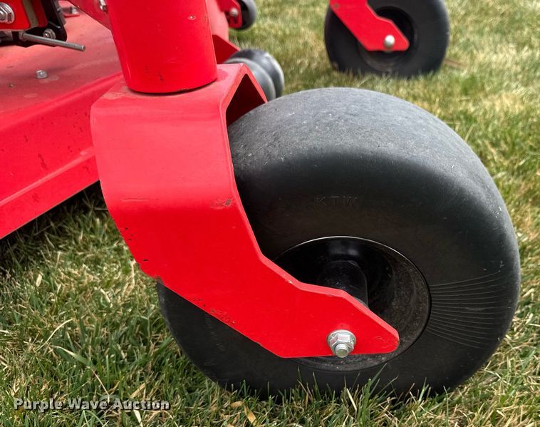 image for item EQ1268 Gravely Pro-Turn 672 ZTR lawn mower