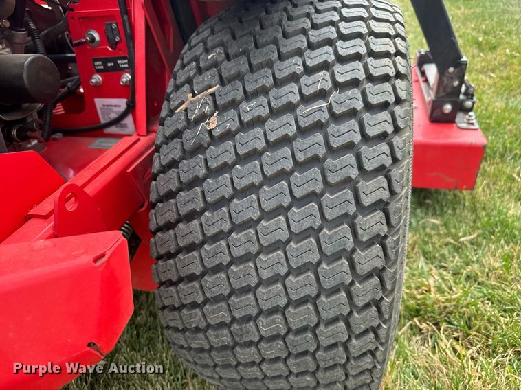 image for item EQ1268 Gravely Pro-Turn 672 ZTR lawn mower