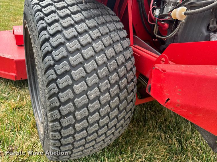 image for item EQ1268 Gravely Pro-Turn 672 ZTR lawn mower