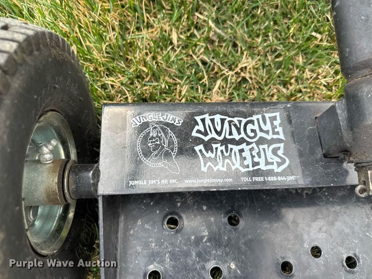 image for item EQ1269 Gravely Pro-Walk Gear ZTR lawn mower