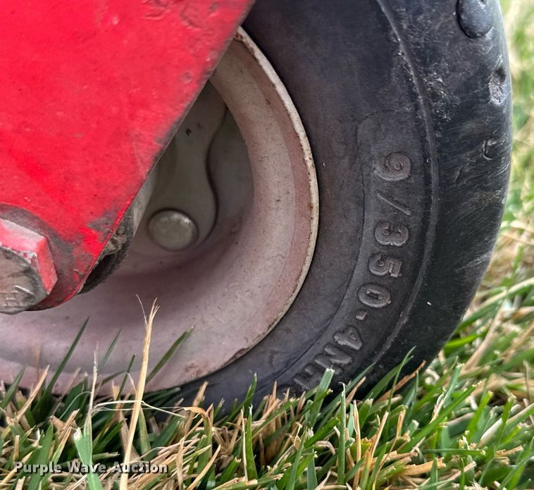 image for item EQ1269 Gravely Pro-Walk Gear ZTR lawn mower