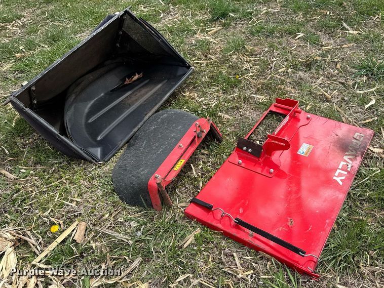 image for item EQ1269 Gravely Pro-Walk Gear ZTR lawn mower