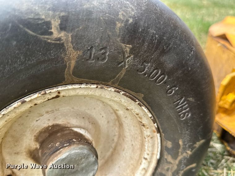 image for item EQ1270 Excel Hustler 251K ZTR lawn mower