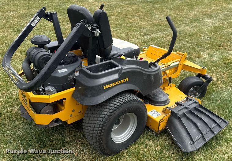 image for item EQ1273 2015 Hustler Fastrak SDX ZTR lawn mower