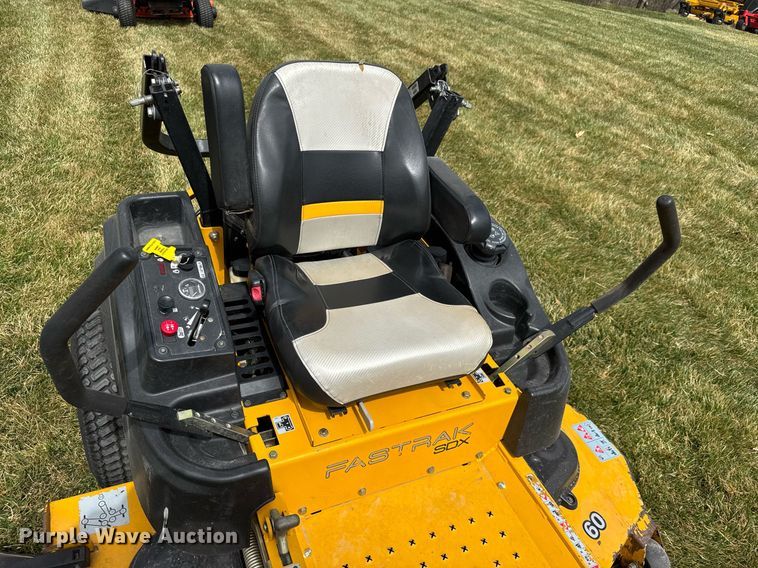 image for item EQ1273 2015 Hustler Fastrak SDX ZTR lawn mower
