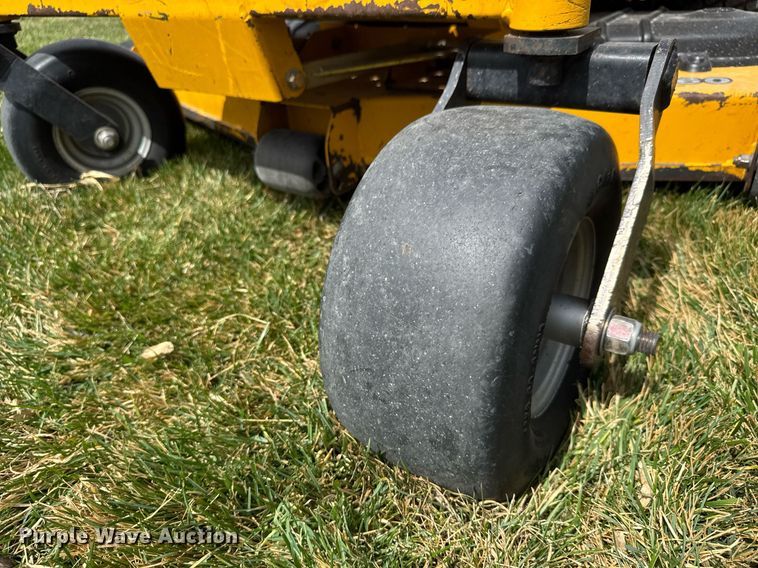 image for item EQ1273 2015 Hustler Fastrak SDX ZTR lawn mower