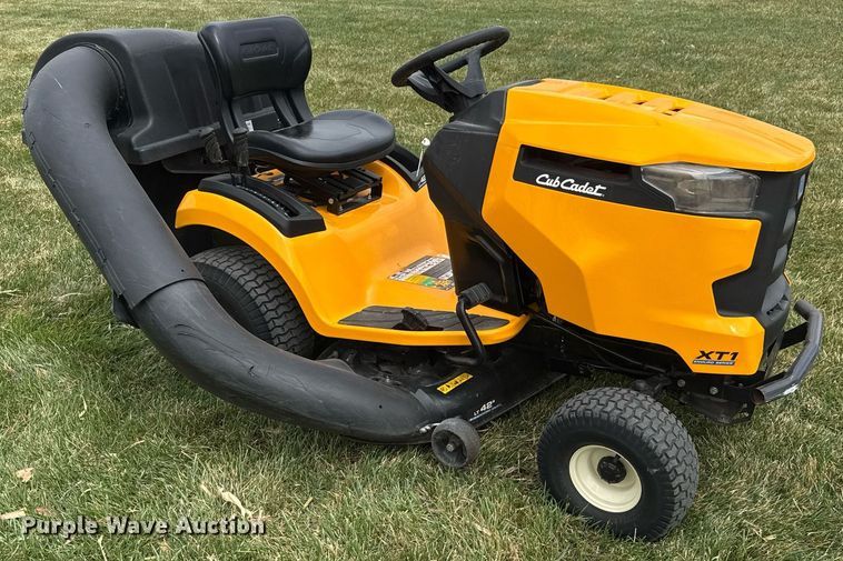 image for item EQ1276 2016 Cub Cadet LT42C lawn mower