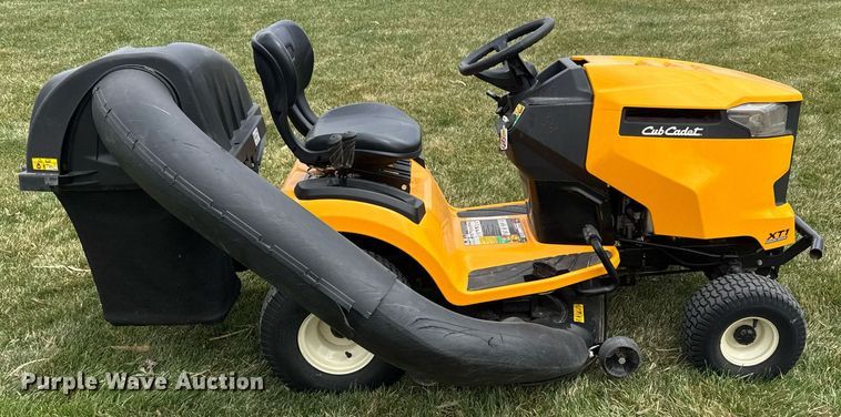 image for item EQ1276 2016 Cub Cadet LT42C lawn mower