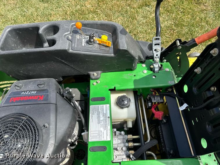 image for item EQ1278 2010 John Deere Z445 54C ZTR lawn mower