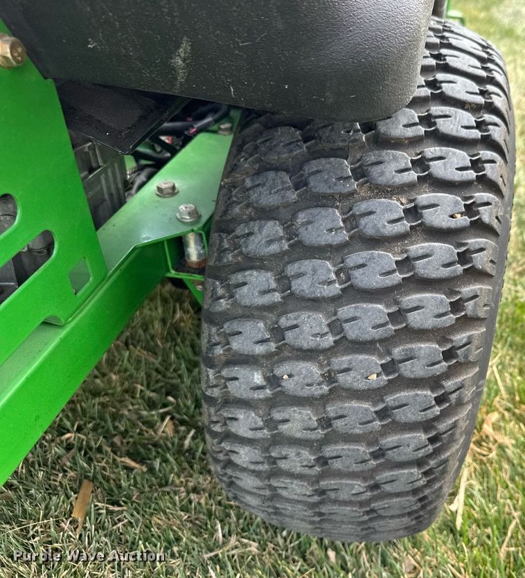 image for item EQ1278 2010 John Deere Z445 54C ZTR lawn mower