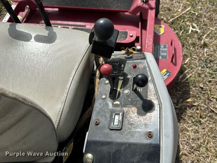 image for item EQ1279 2005 Exmark Navigator NAV20KC ZTR lawn mower