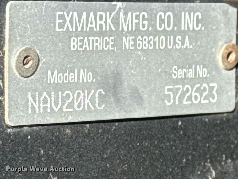 image for item EQ1279 2005 Exmark Navigator NAV20KC ZTR lawn mower