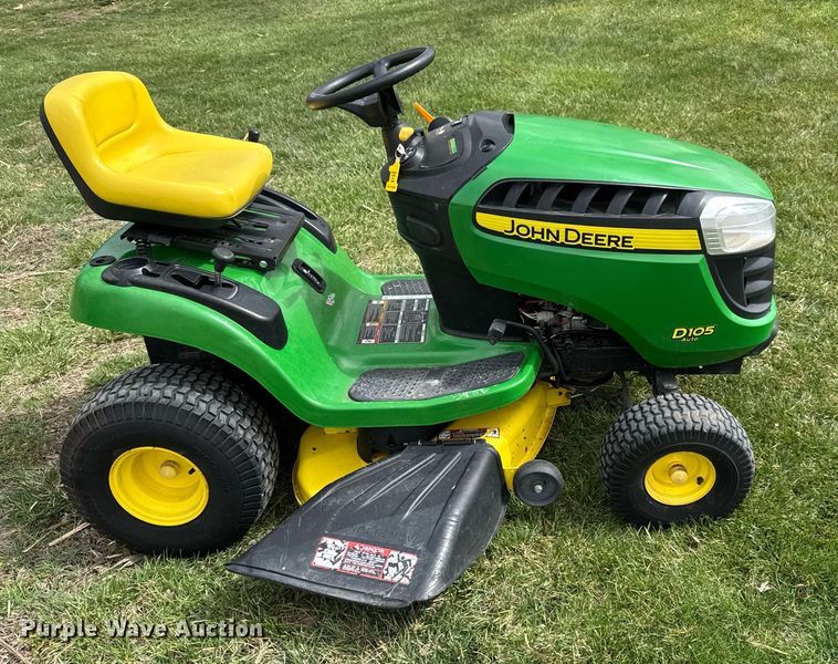 image for item EQ1280 2017 John Deere D105 Auto lawn mower