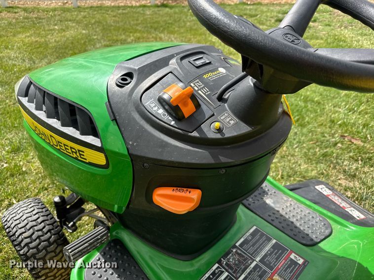 image for item EQ1280 2017 John Deere D105 Auto lawn mower