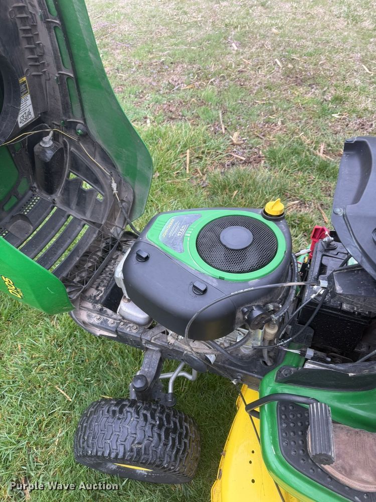 image for item EQ1280 2017 John Deere D105 Auto lawn mower