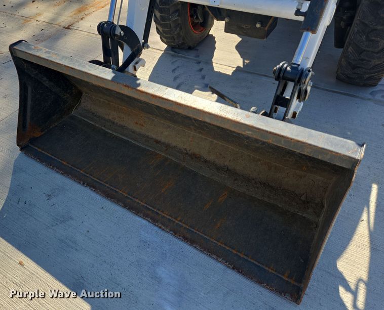 image for item EQ4004 Bobcat CT4058 MFWD tractor