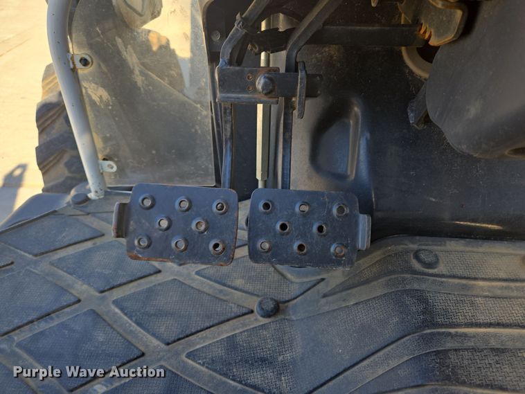 image for item EQ4004 Bobcat CT4058 MFWD tractor