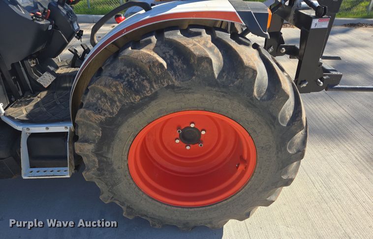 image for item EQ4004 Bobcat CT4058 MFWD tractor