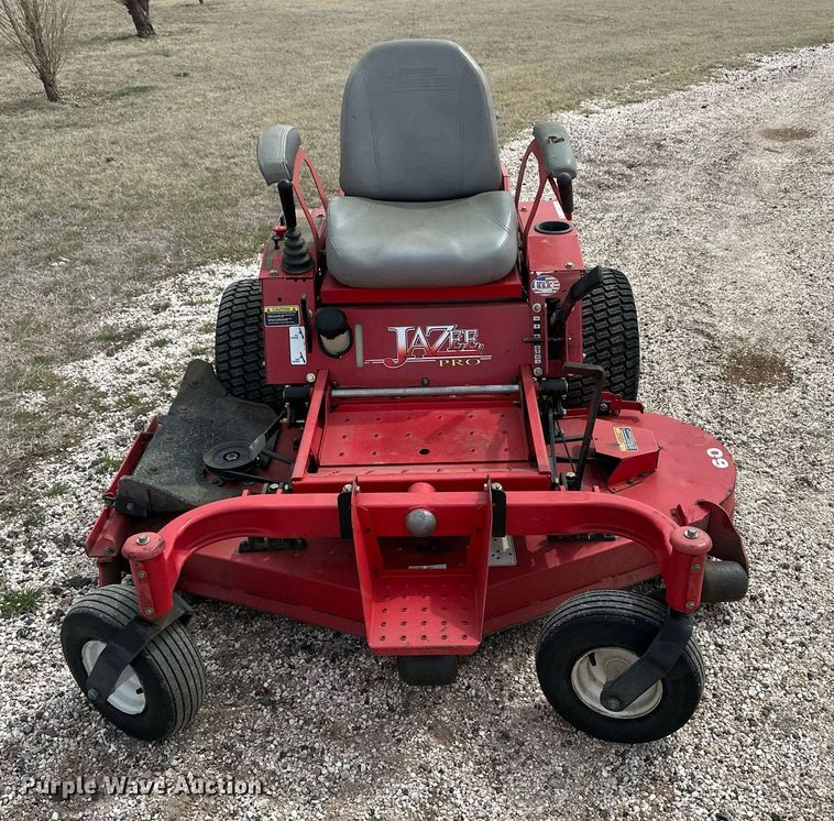 image for item EQ4531 Country Clipper Jazee Pro ZTR lawn mower