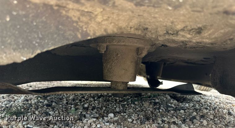 image for item EQ4531 Country Clipper Jazee Pro ZTR lawn mower