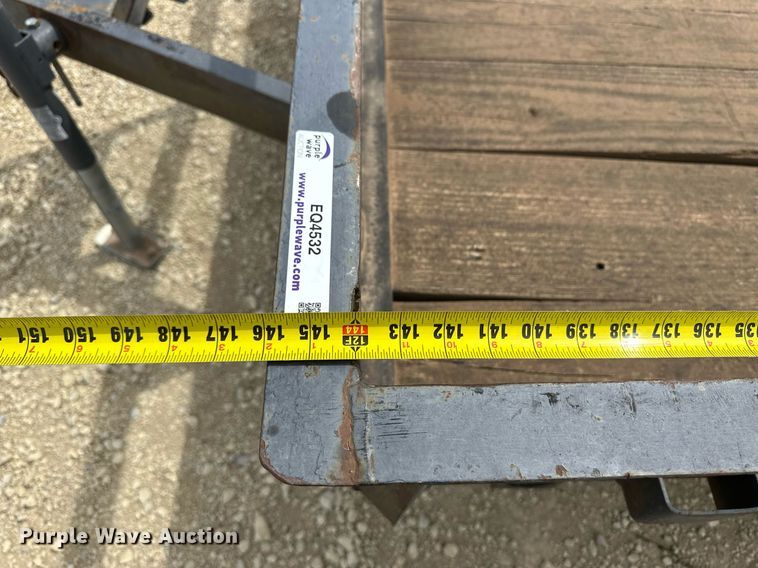 image for item EQ4532 2008 Lone Star utility trailer