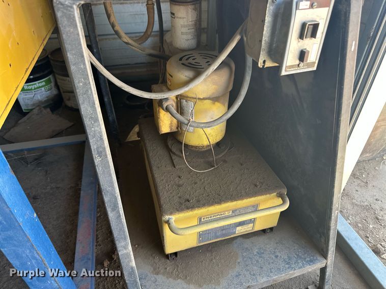 image for item EQ4537 Hose fabrication equipment