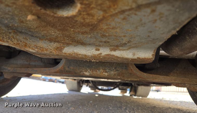 image for item EQ6852 Nissan MCO1F2A20LV  forklift