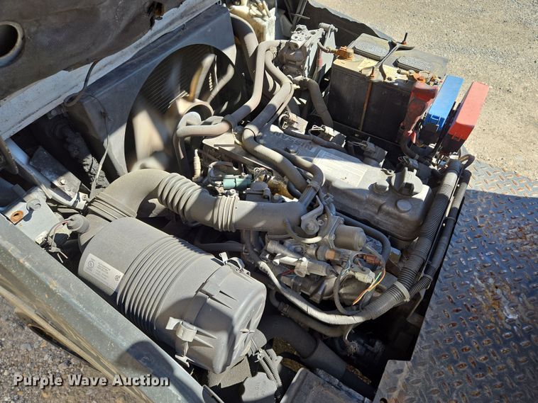 image for item EQ6852 Nissan MCO1F2A20LV  forklift