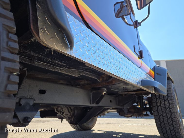 image for item EQ6881 1982 Jeep CJ7 SUV