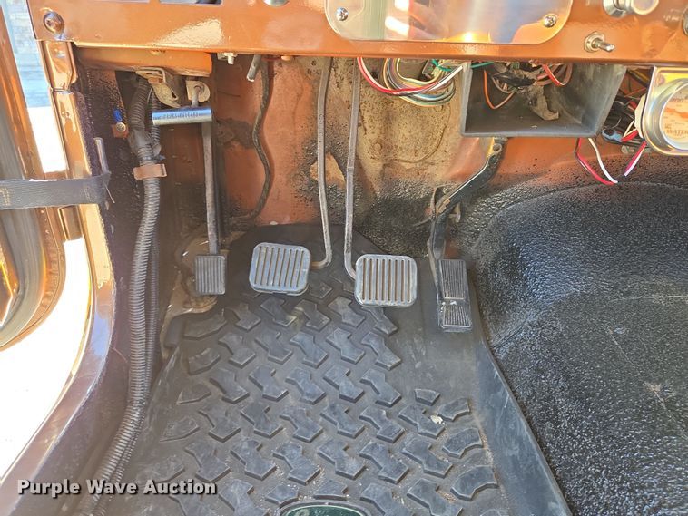 image for item EQ6881 1982 Jeep CJ7 SUV