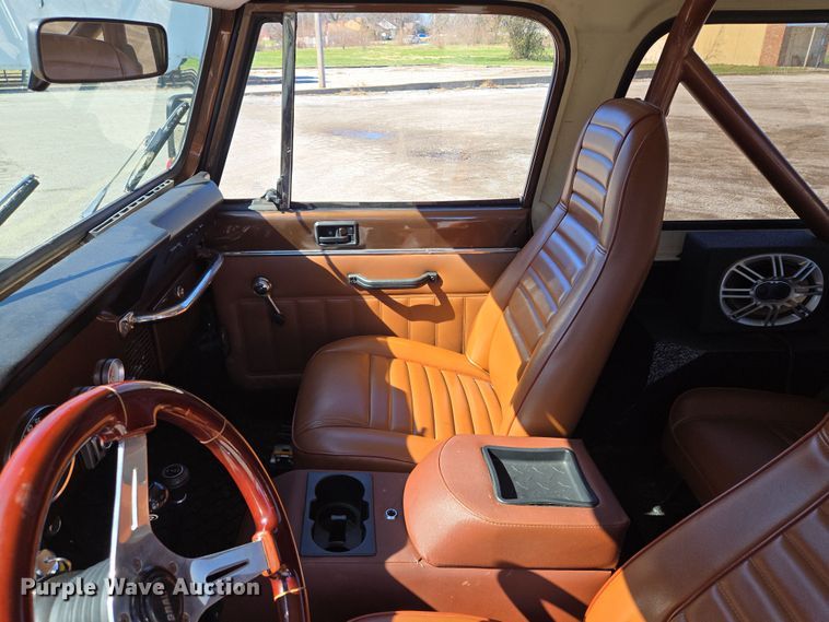 image for item EQ6881 1982 Jeep CJ7 SUV