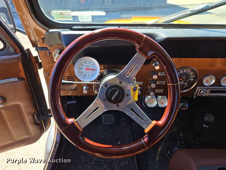 image for item EQ6881 1982 Jeep CJ7 SUV