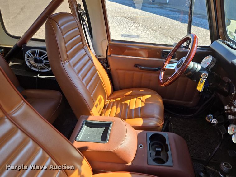 image for item EQ6881 1982 Jeep CJ7 SUV